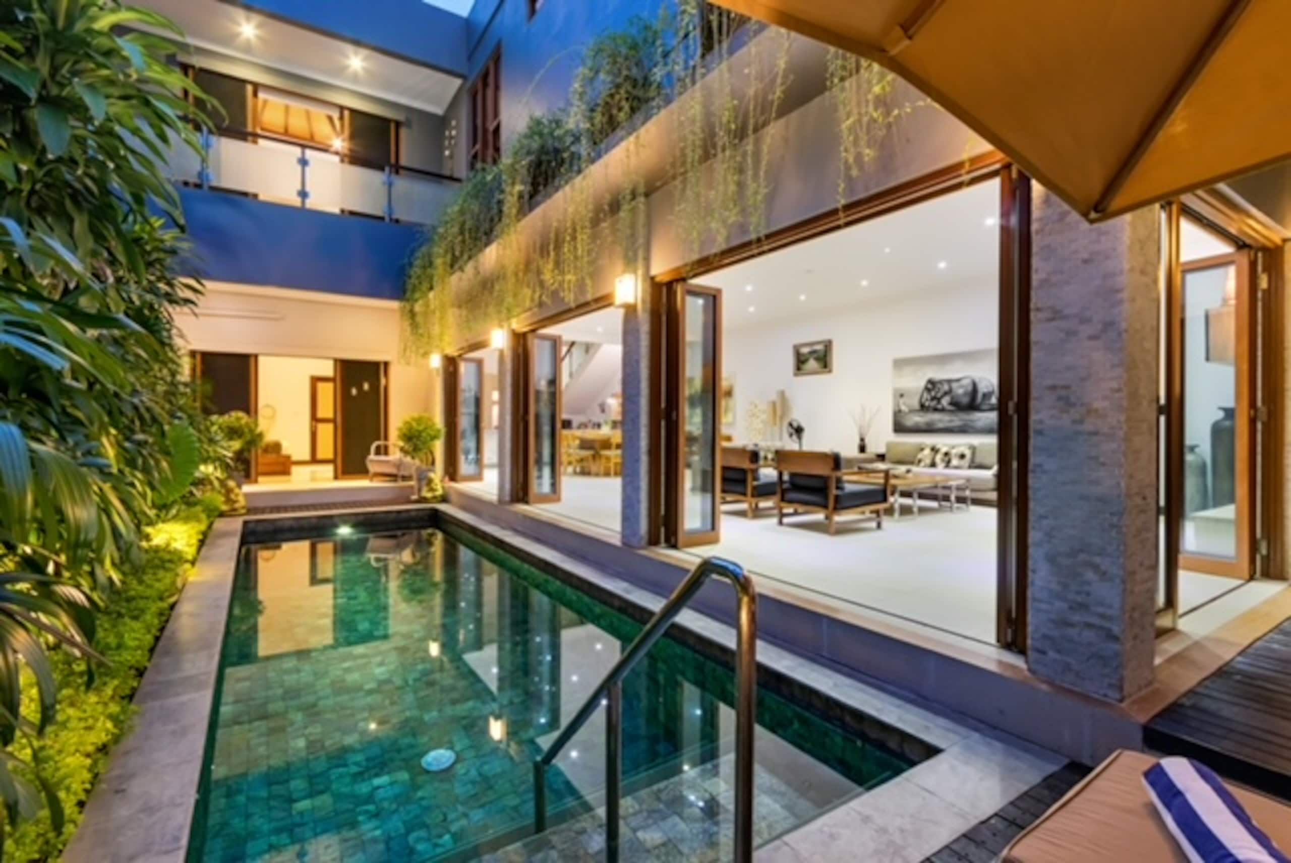 Villa Raffaela Legian-Stunning 5 star 4 Bed & Bath — photo 1